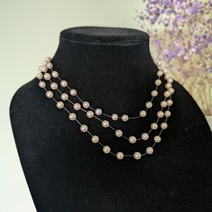 Elegant Faux Pearl Necklace